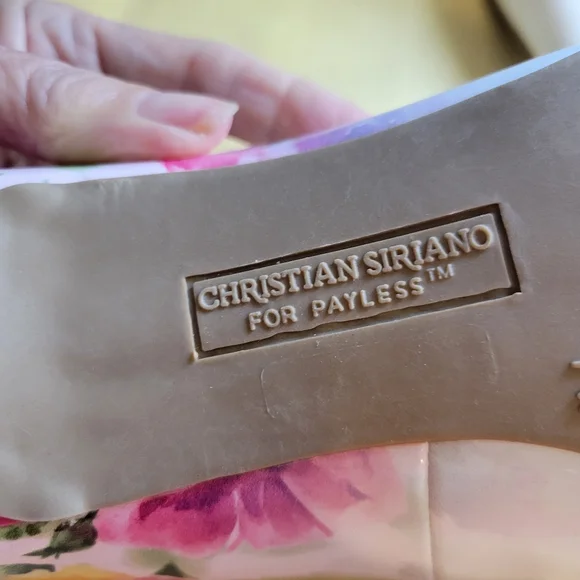 Women's Christian Siriano White Floral Heels Size 7W - Picture 7 of 9